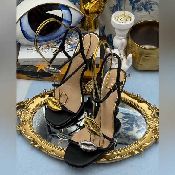 🆕 GIANNI BINI 🧿 NWOB Carletta Lip Ornamented Sandals, Black Leather, Sz 8 - Picture 10 of 14